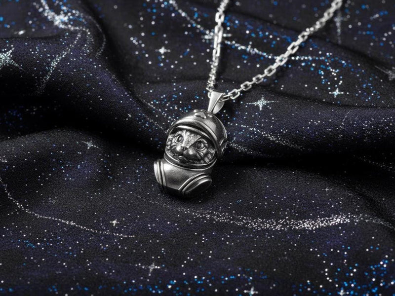 Astronaut Cat Sterling Silver Pendant – Cosmic Space Jewelry Gift __etsy:7412505377
