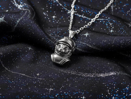 Astronaut Cat Sterling Silver Pendant – Cosmic Space Jewelry Gift __etsy:7412505377