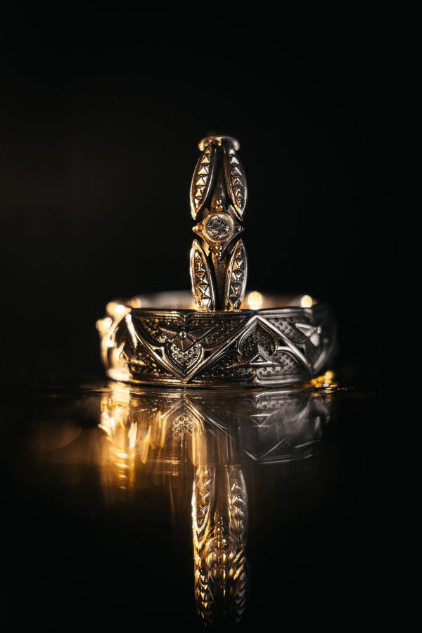 Gothic elegance meets medieval soul.
This handcrafted gemstone ring is designed for those who walk a different path — bold, timeless, and unforgettable.

gothic heraldic crest wedding ring set

sterling gothic armor vow bands for couples

medieval knight wedding rings with shield motif
Gothic architectural wedding bands for old-soul lovers
Symbolic crown and shield rings in silver
armor inspired gothic couple rings with arrow details
silver chevr __etsy:7430809052