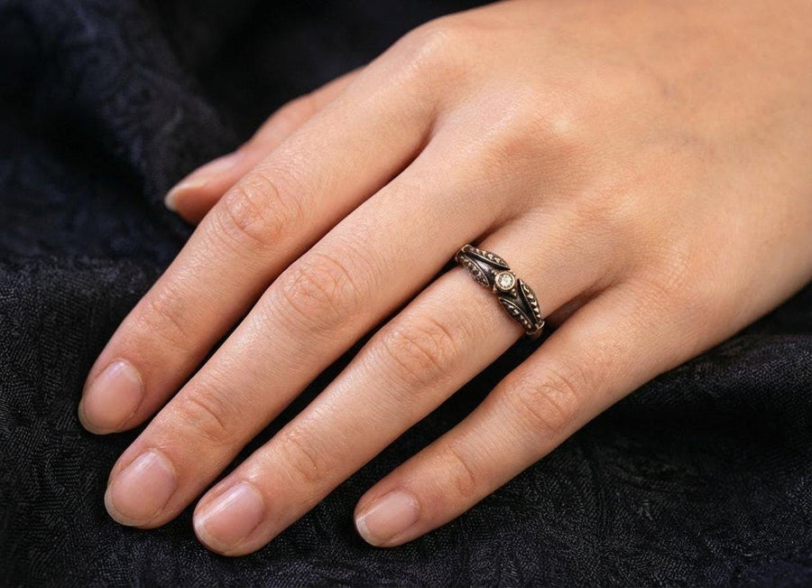 Gothic elegance meets medieval soul.
This handcrafted gemstone ring is designed for those who walk a different path — bold, timeless, and unforgettable.

gothic heraldic crest wedding ring set

sterling gothic armor vow bands for couples

medieval knight wedding rings with shield motif
Gothic architectural wedding bands for old-soul lovers
Symbolic crown and shield rings in silver
armor inspired gothic couple rings with arrow details
silver chevr __etsy:7430809052