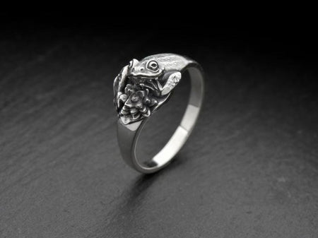 Handmade Sterling Silver Frog Ring: Animal Jewelry __etsy:7346502464