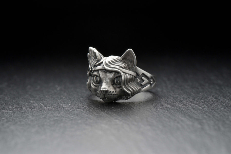 Lady Cat Silver Ring – Sterling Silver Elegant Feline Ring | Feminine Cat Jewelry Gift for Her __etsy:7364530274