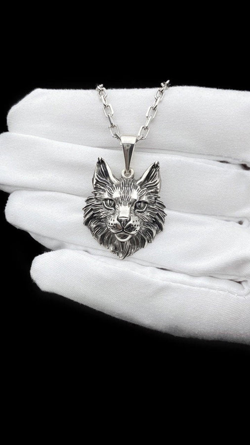 Maine Coon Silver Pendant – Minimalist Sterling Silver Cat Necklace | Elegant Feline Jewelry Gift for Cat Lovers __etsy:5421612628