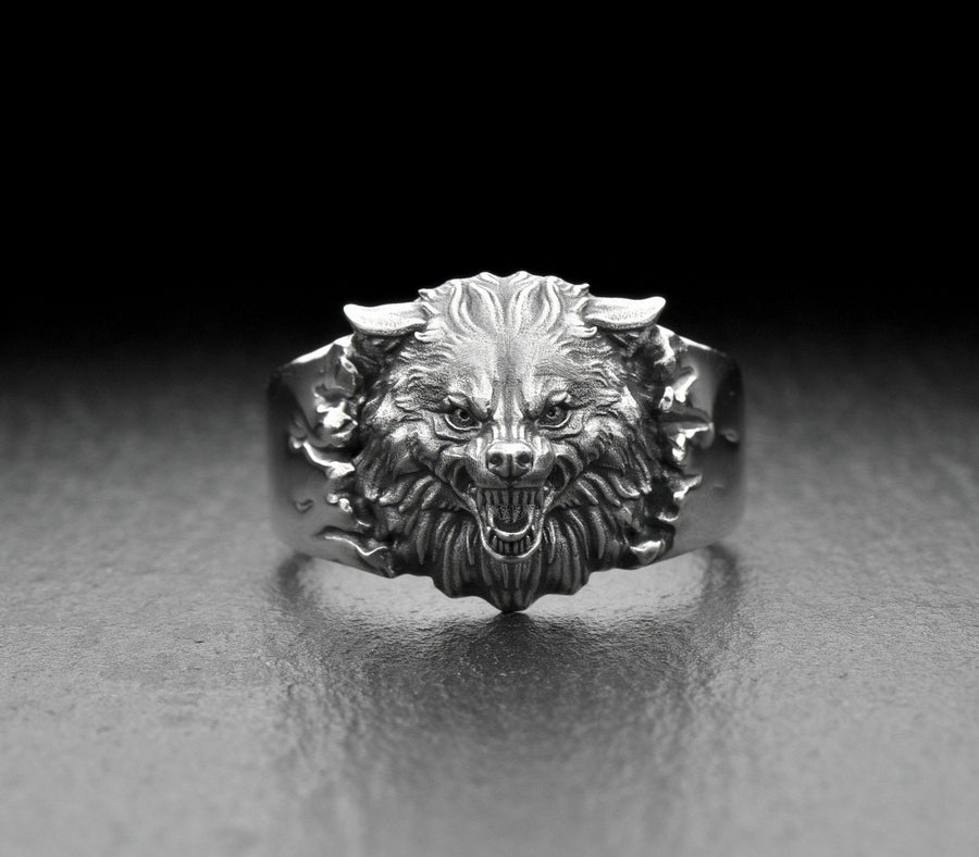 Signet ring	silver signet ring	signet silver ring	ours totem	Bären-Totem	Bärenring	wolf totem	angry wolf	wolf ring	Wolfsring	bague loup	tête de loup	Wolfskopf