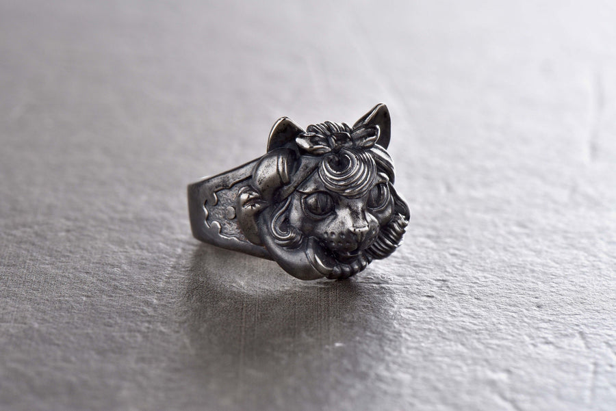 cat ring	cat jewelry	silver cat ring	cat rings	cat souvenir	chat français	cat lover gift	cat	cute cat	fille chat	Mädchen Katze	süßer Katzenring	bague chat mignon