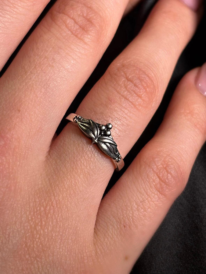 Sterling Silver Gothic Wedding Ring Set: Floral Medieval Jewelry __etsy:7377119822