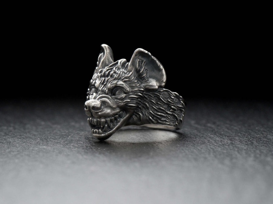 hyena silver ring	hyena jewelry	hyena head ring	bague hyène	Hyänenring	hyena poster	hyena ring	hyena silver	hyena lover	lion king	alexfoxjewelry	hyena lover gift	hyena totem ring __etsy:7395488645