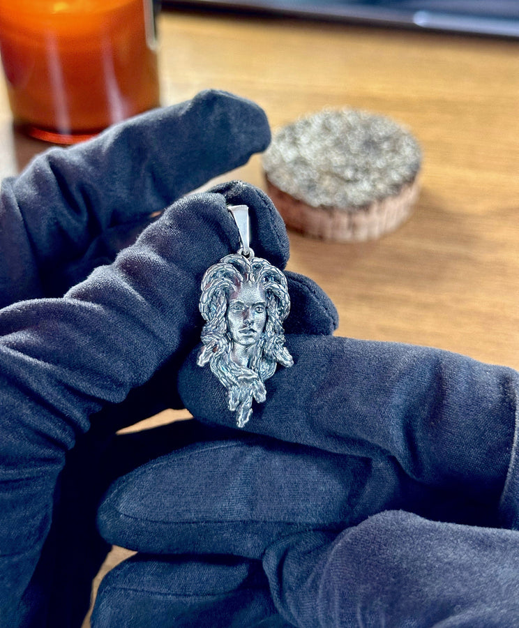 medusa necklace	medusa pendant	sterling silver	medusa jewelry	gorgon pendant	gorgon necklace	gorgon jewelry	greek mythology	medusa headpiece	medusa head	snake	mythology	medusa art __etsy:4170426067