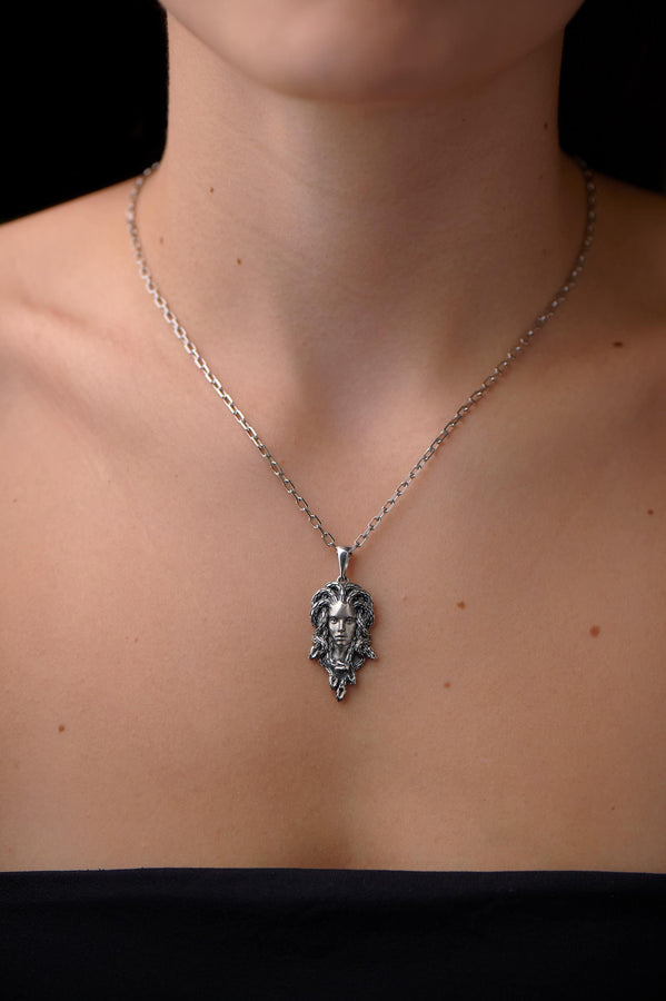 medusa necklace	medusa pendant	sterling silver	medusa jewelry	gorgon pendant	gorgon necklace	gorgon jewelry	greek mythology	medusa headpiece	medusa head	snake	mythology	medusa art __etsy:4170426067