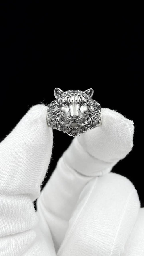 Sterling Silver Snow Leopard  Head Ring: Wildlife Statement Jewelry __etsy:7343372842