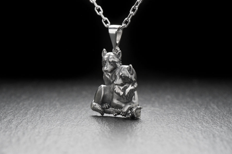 wolf pendant	wolf talisman	wolf head necklace	wolf amulet	Wolf Halskette	collier de loup	Wolf Men Necklace