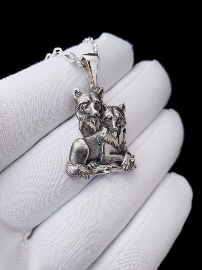 wolf pendant	wolf talisman	wolf head necklace	wolf amulet	Wolf Halskette	collier de loup	Wolf Men Necklace