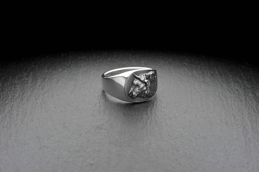 Signet ring	silver signet ring	men ring	men jewelry	bull silver ring	brutal bull ring	bull jewelry	jewelry for men	bague avec taureau	Ring mit Stier	animal ring	bull ring	bull (etsy image id: 7349586104)