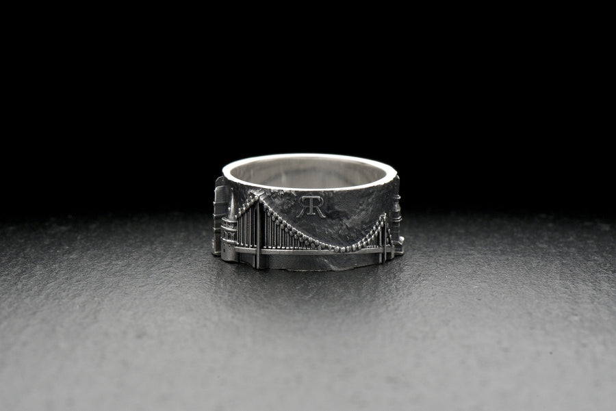 Show your love for the historic city of Istanbul with this stunning cityscape ring! Crafted with sterling silver and featuring a detailed depiction of the Bosfor Bridge, this Istanbul ring is both beautiful and meaningful. (etsy image id: 7261950068)