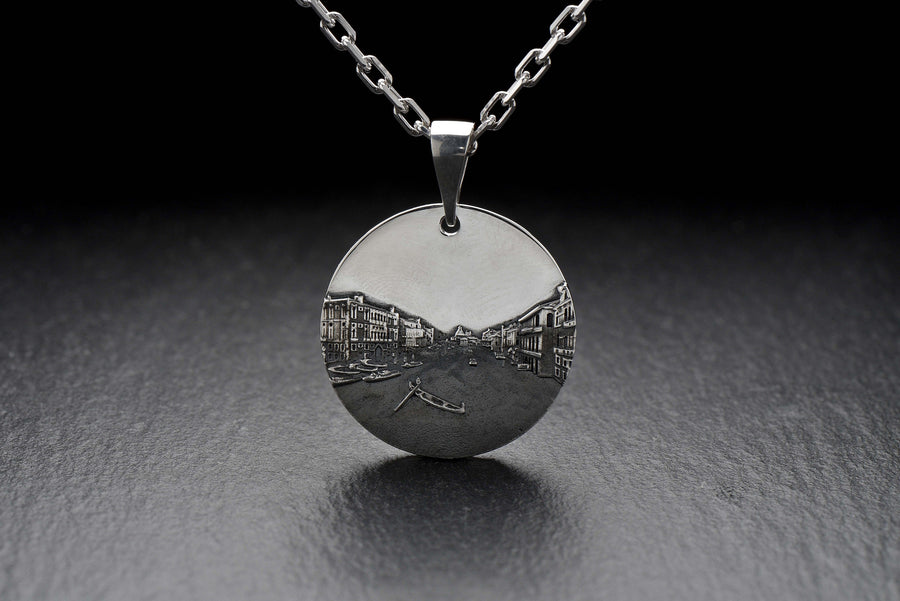 women pendant	silver pendant	traveller gift	souvenir	Venice souvenir	Venice necklace	Grand Canalazzo	traveler gift	pendentif venise	Venedig Anhänger	cityscape	Italy	Venice (etsy image id: 4163362306)