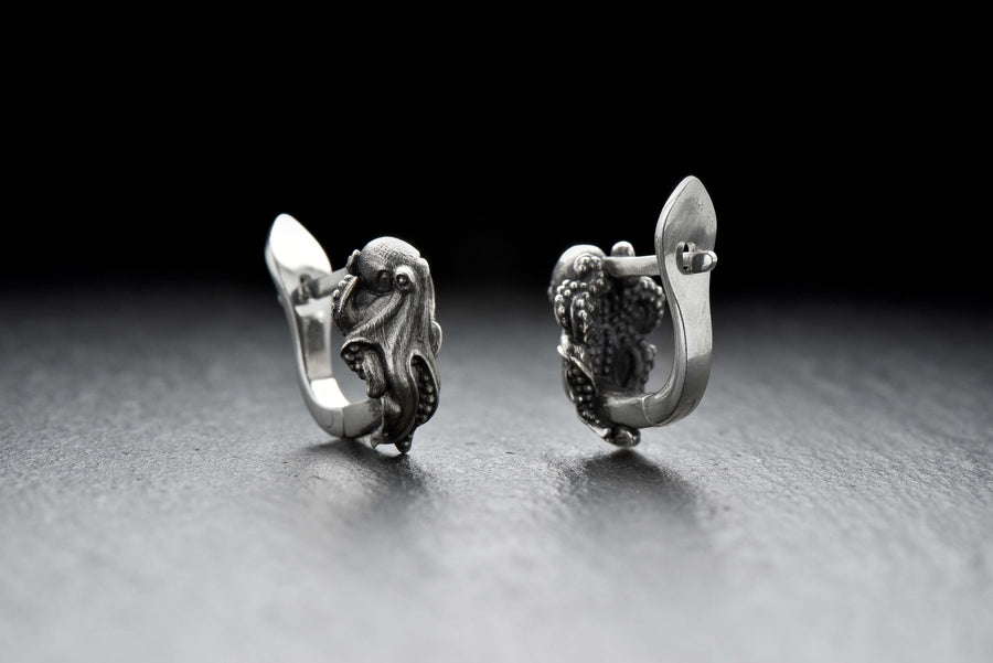 alexfox	alexfoxjewelry	Octopus earrings	earrings	octopus jewelry	earrings	octopus	unique earrings (etsy image id: 4556160718)