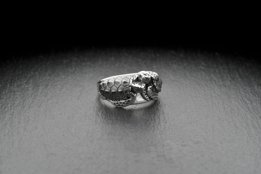 Turtle ring	Turtles	bague tortue	Schildkrötenring	sea souvenir	sea creature	Turtles ring	ocean turtle ring	silver turtle	silver ring	twin gift	mom gift	gift for twins (etsy image id: 7257738166)