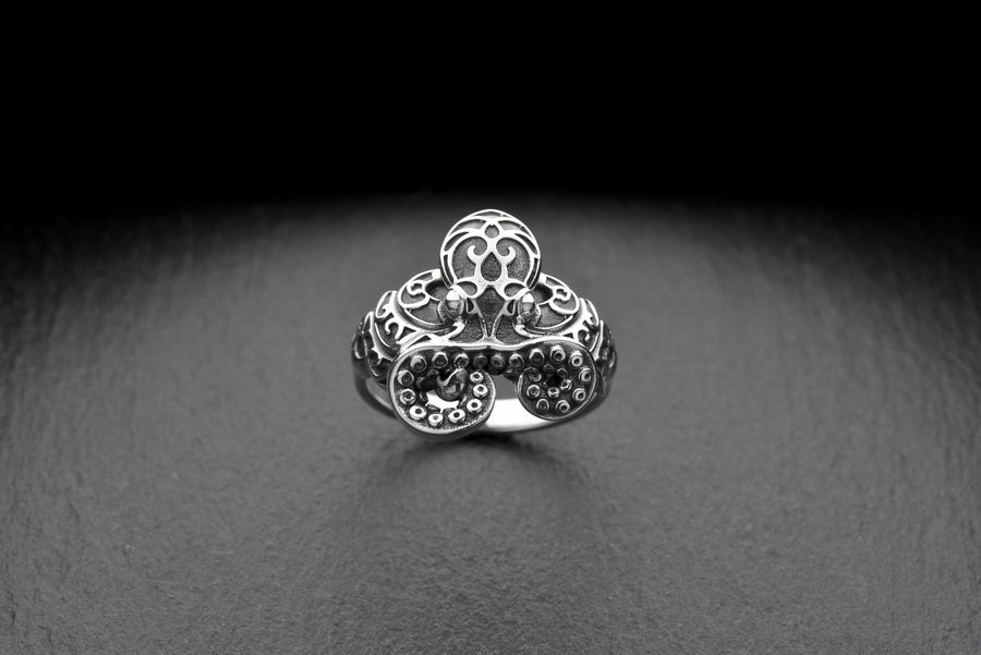 Women gift	Maori ring	Silver Maori Ring	polynesian ring	Sea creature ring	silver polynesian	Sea souvenir	maori jewelry	maori silver	men's ring	Maori Octopus	Octopus Ring	Octopus Maori (etsy image id: 4195130758)