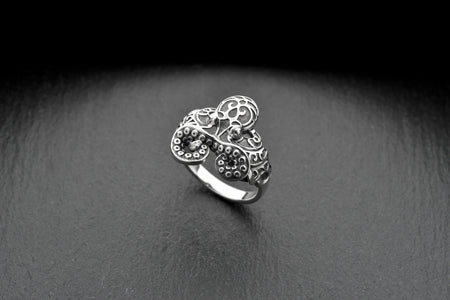 Women gift	Maori ring	Silver Maori Ring	polynesian ring	Sea creature ring	silver polynesian	Sea souvenir	maori jewelry	maori silver	men's ring	Maori Octopus	Octopus Ring	Octopus Maori (etsy image id: 4195130758)
