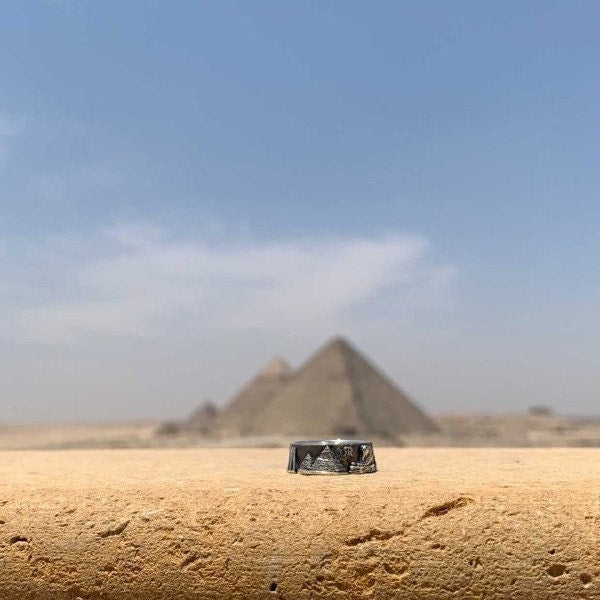 Introducing the stunning Egypt Cityscape Ring! This beautiful silver ring is crafted with sterling silver and features an intricate city skyline, perfect for any Ancient Egypt jewelry or souvenir fan. (etsy image id: 7261996608)