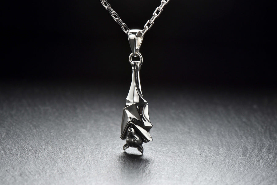 flying fox pendant	fruit bat necklace	flying fox silver	silver pendant	silver fox	fox jewelry	animal jewelry	fox	flying fox	bat	Pteropus	gothic	gothic gift (etsy image id: 4250668913)