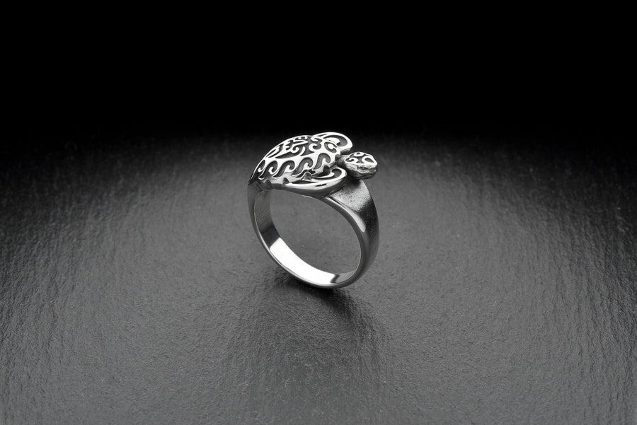 Women gift	Maori ring	Silver Maori Ring	polynesian ring	Sea creature ring	silver polynesian	Sea souvenir	maori jewelry	maori silver	men's ring	Maori Turtle	Turtle ring (etsy image id: 4242786515)