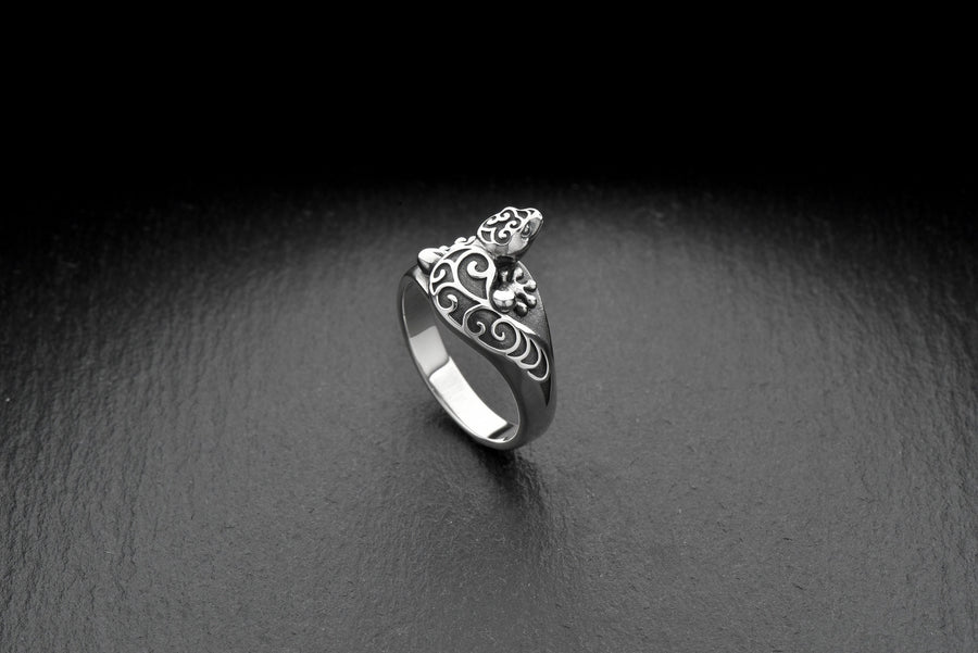 polynesian ring	Sea creature ring	Sea souvenir	maori jewelry		reptile jewelry	silver ring	animal ring (etsy image id: 7737510359)