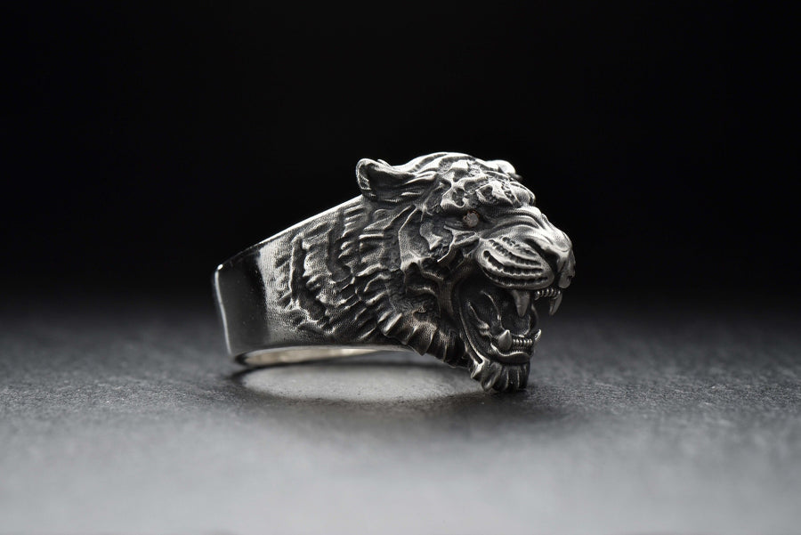 Sterling Silver Siberian Tiger Ring: Handmade Animal Jewelry