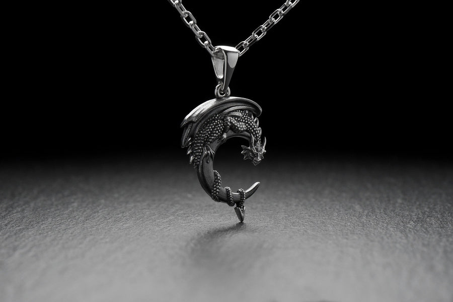 Dragon jewelry	dragon pendant	skull pendant	silver pendant	animal jewelry	silver dragon	dragon moon	moon pendant	throne pendat	throne games	game of thrones	dragon necklace	ancient dragon (etsy image id: 4250656418)