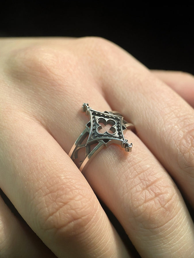 Gothic ring	Medieval jewelry	gothic jewelry	goth ring	Cathedral ring	vintage ring	gothic gift	gothic lover gift	gothic wedding ring	gothic engagement	gothic ring men	gothic black ring	engagement ring, This angle demonstrates the openwork construction of the band. The shoulders feature cut-out arches that reduce the weight of the ring and add an airy, cathedral-like quality. The symmetry of the North/South points is precise. (etsy image id: 7225054934)