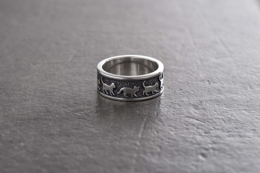 The Kittens Ring is a perfect accessory for everyday wear or for special occasions. It also makes a great gift for someone special who loves kittens and wants to add some feline charm to their jewelry collection. (etsy image id: 4274576204)