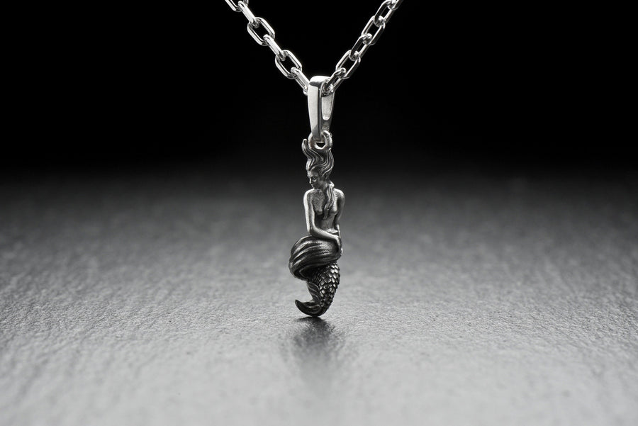 sterling silver	mermaid pendant	sea jewelry	siren pendant	siren gift	sea gift	mermaid lover	Nereid pendant	Oceanid	sea souvenir	water nymph	pendentif sirène	mermaid (etsy image id: 4323039832)