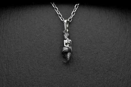 sterling silver	mermaid pendant	sea jewelry	siren pendant	siren gift	sea gift	mermaid lover	Nereid pendant	Oceanid	sea souvenir	water nymph	pendentif sirène	mermaid (etsy image id: 4323039832)