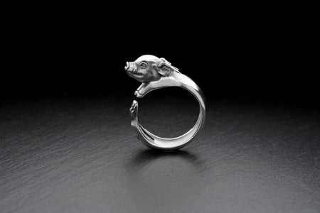 Make a statement with our minipig silver rings! Perfect for those who love pigs, these animal jewelry pieces are sure to be a hit. Get your very own minipig silver ring and show off your unique style today! (etsy image id: 4323279510)