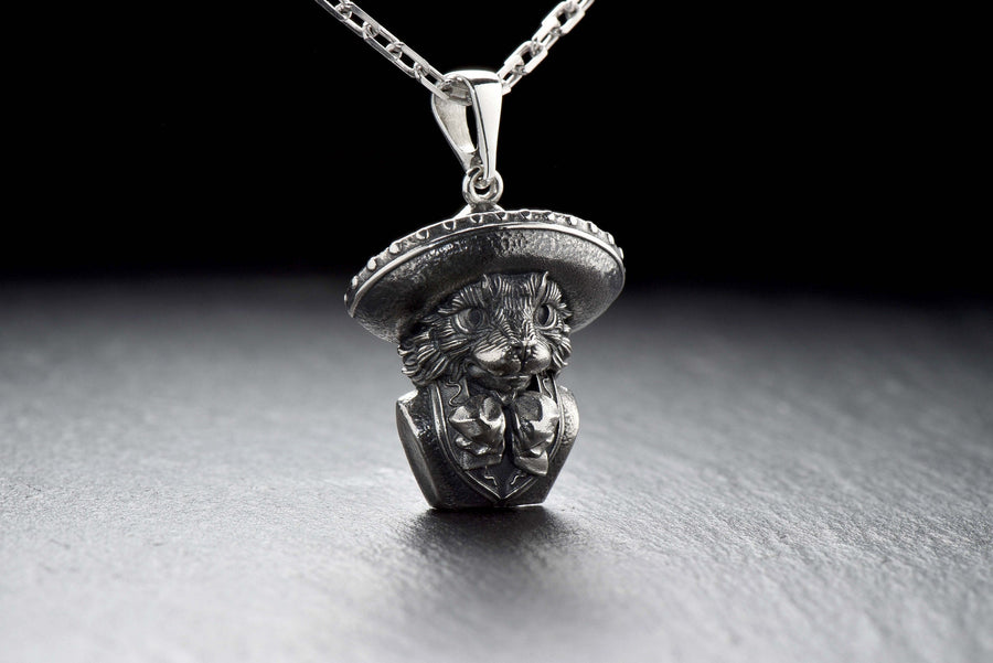silver pendant	animal jewelry	cat silver	cat pendant	cat necklace	silver necklace	musician gift	musician cat	maestro	music cat	virtuoso cat	chat musicien	Katzenmusiker (etsy image id: 4359897255)