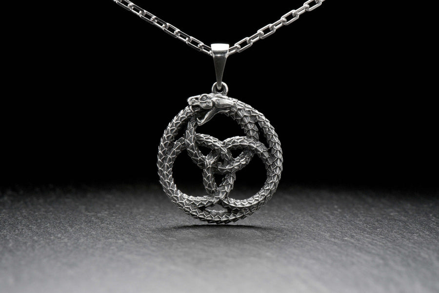 dragon pendant	silver pendant	animal jewelry	silver dragon	dragon moon	throne pendat	throne games __etsy:4365783938