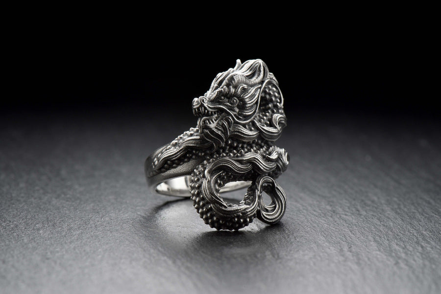dragon ring	bague dragon	drachen ring	targaryan ring	ring dragon	dragon art	game of thrones	house of dragon	hbo dragon	chinese dragon	asian dragon	asian	great dragon