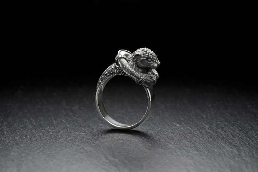 silver ring	men gift	platypus lover	platypus	gift	Otterring	otter	beaver	beaver ring	badger	muskrat	anello di lontra	bague loutre