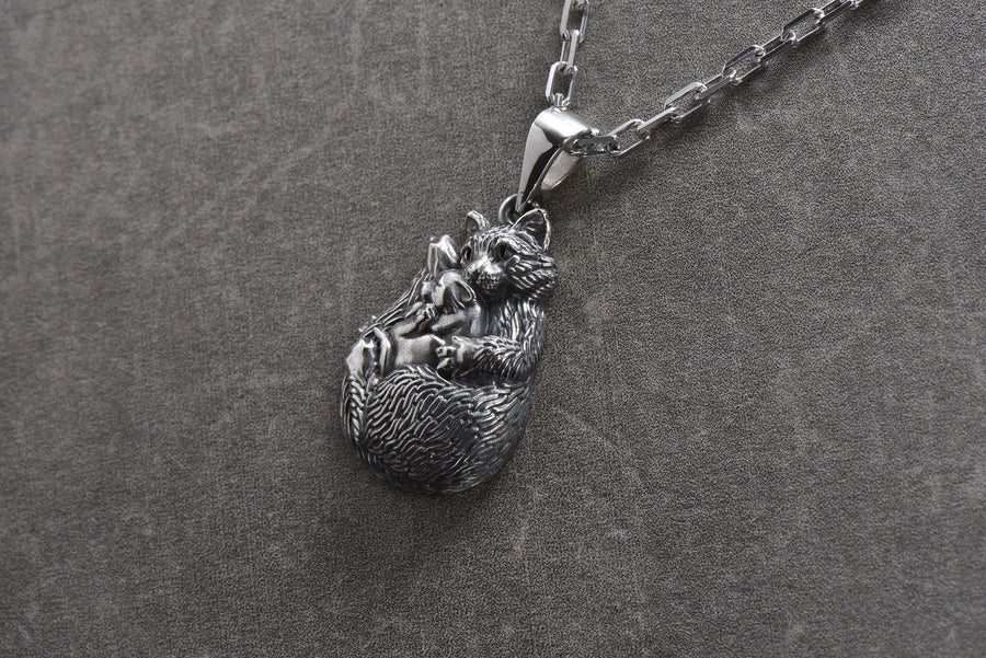 silver pendant	cat silver	cat pendant	cat necklace	silver necklace	silver cat	mom gift	mom cat gift	love gift	gift for her	with cat	cute cat pendant	mom cat pendant (etsy image id: 4425477073)