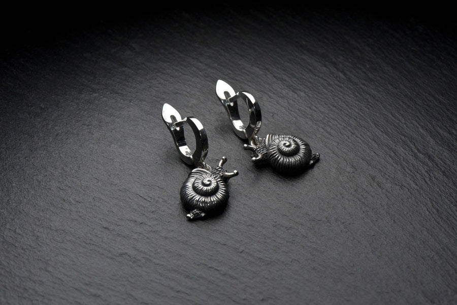 silver earrings	earrings	jewelry	gift	Sterling silver	animal earrings	animal jewelry	Snail Earrings	Snail (etsy image id: 7220137070)