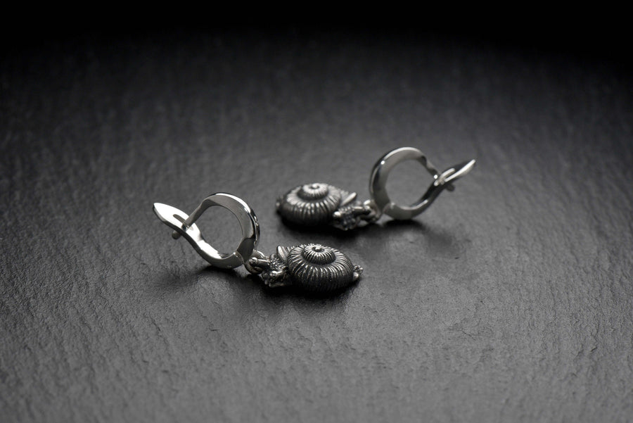 silver earrings	earrings	jewelry	gift	Sterling silver	animal earrings	animal jewelry	Snail Earrings	Snail (etsy image id: 7220137070)