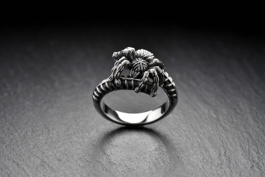 Introducing the Spider Ring, a unique and daring piece of jewelry that celebrates the beauty and mystery of one of the most fascinating creatures in the natural world. (etsy image id: 4626545839)
