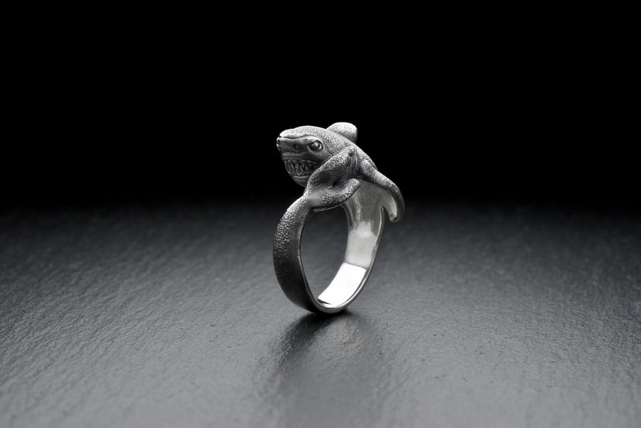 Signet ring	men's jewelry	silver signet ring		Shark signet ring	shark silver jewelry	Sea creature ring	sea art	sea jewelry (etsy image id: 4586649098)