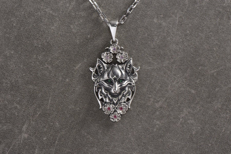 fox art	fuchs pendant	fox necklace	fox pendant	fox jewelry	silver fox pendant	fox necklace women	silver fox necklace	fox head pendant	pendentif renard	Fuchs Anhänger	Fuchskopf	tête de renard (etsy image id: 4603093664)