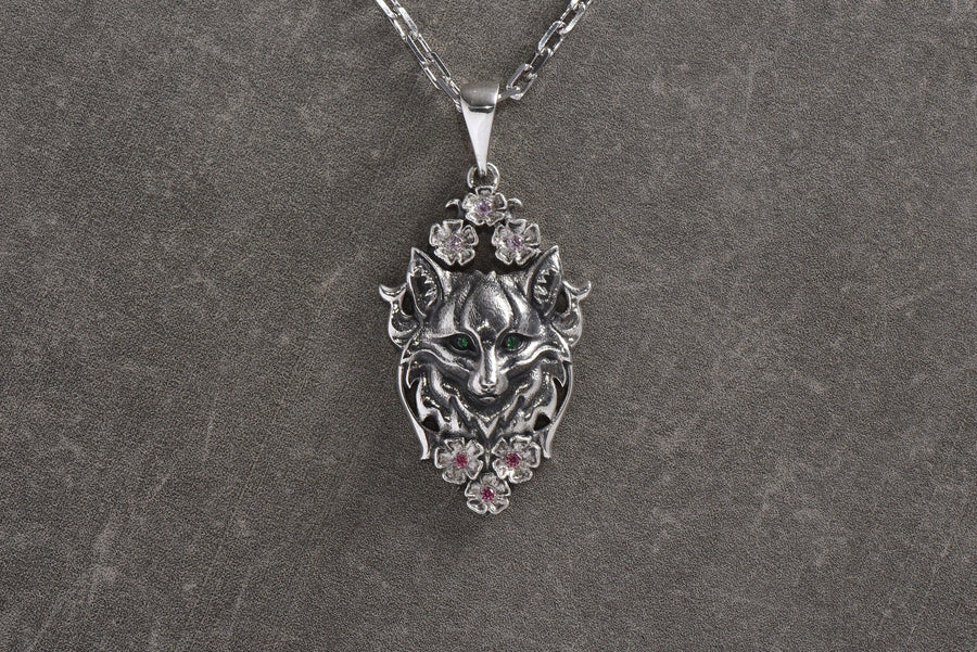 fox art	fuchs pendant	fox necklace	fox pendant	fox jewelry	silver fox pendant	fox necklace women	silver fox necklace	fox head pendant	pendentif renard	Fuchs Anhänger	Fuchskopf	tête de renard (etsy image id: 4603093664)