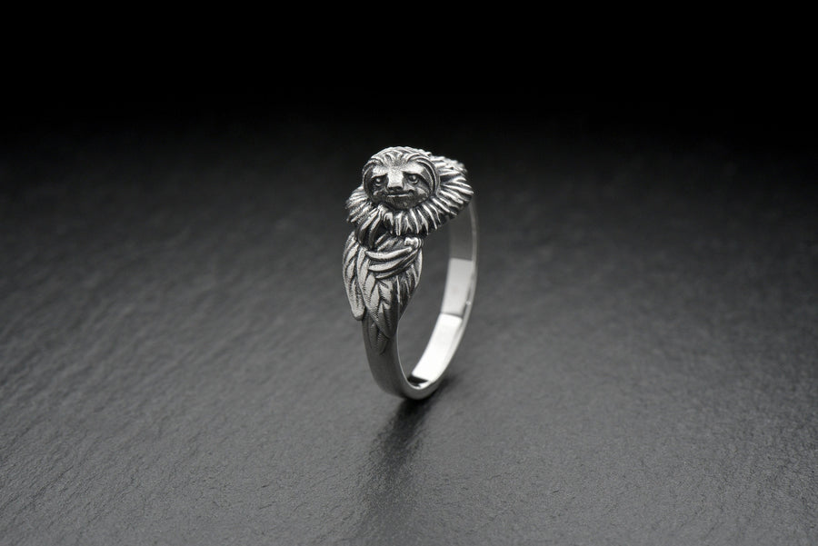 Signet ring	signet silver ring	men ring	men jewelry	Sloth silver ring	Sloth art	Sloth jewelry	zoopolis	animal ring	sloth ring	sloth	australia ring	sloth lover (etsy image id: 7349663400)