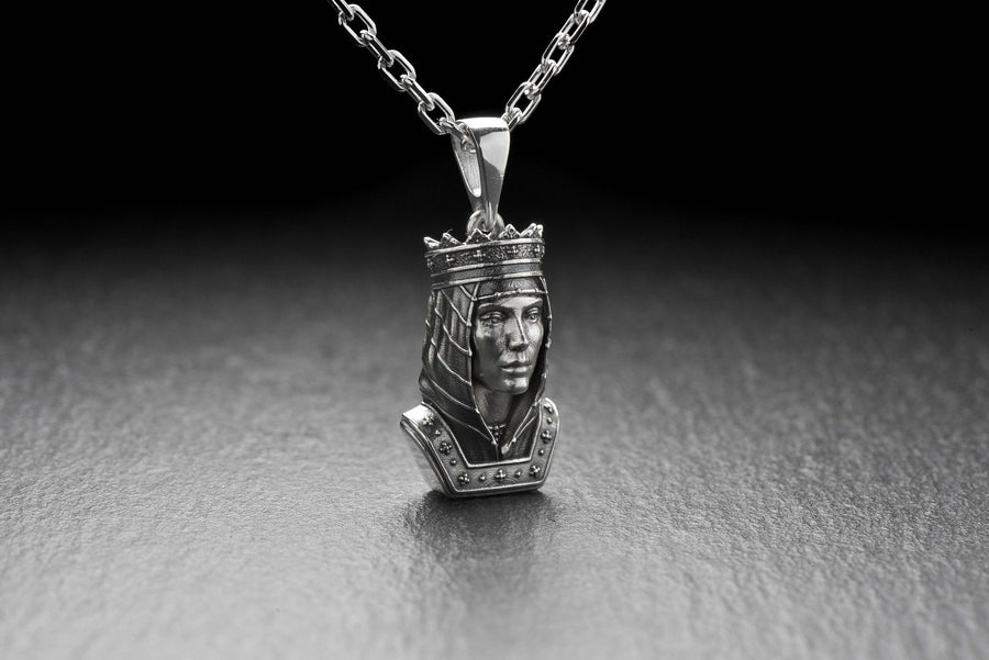 Knight necklace	Medieval pendant	Crusaders pendant	silver pendant	knight gift	cross pendant	templar knight	gothic jewelry	gothic pendant	gift for her	Silver Pendant Queen	Pendant Queen	Queen jewelry
