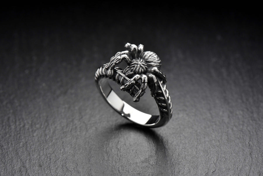 Introducing the Spider Ring, a unique and daring piece of jewelry that celebrates the beauty and mystery of one of the most fascinating creatures in the natural world. (etsy image id: 4626545839)