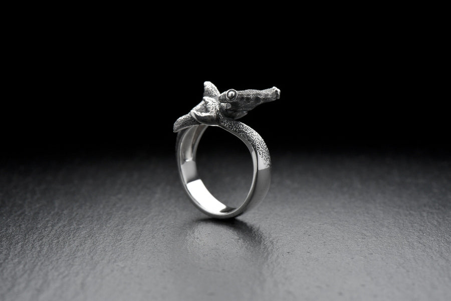 Sea creature ring	Sea souvenir	maori jewelry		Hammer shark ring	Hammer shark	Hammer shark jewelry	silver ring	gift (etsy image id: 4631539087)