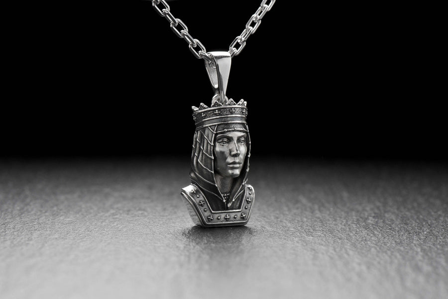 Knight necklace	Medieval pendant	Crusaders pendant	silver pendant	knight gift	cross pendant	templar knight	gothic jewelry	gothic pendant	gift for her	Silver Pendant Queen	Pendant Queen	Queen jewelry